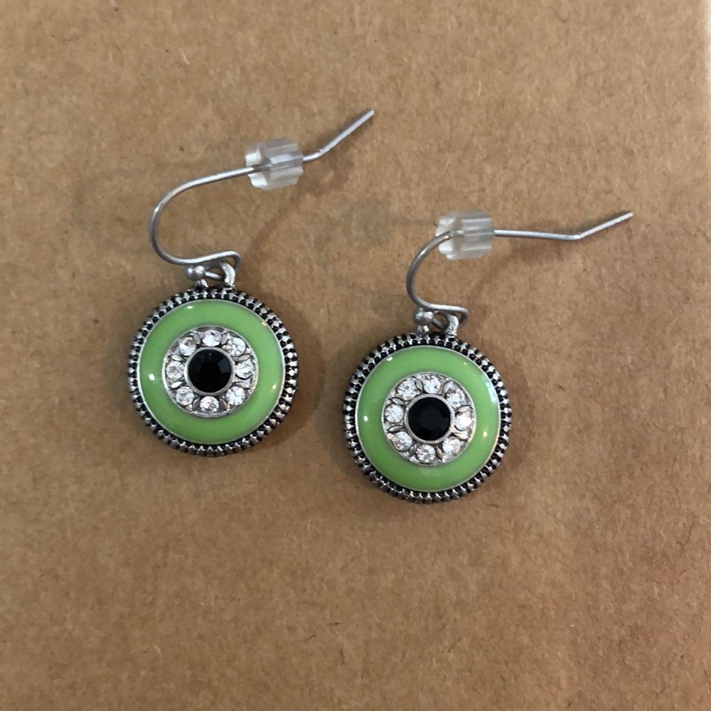 Beautiful Lia Sophia Earrings!